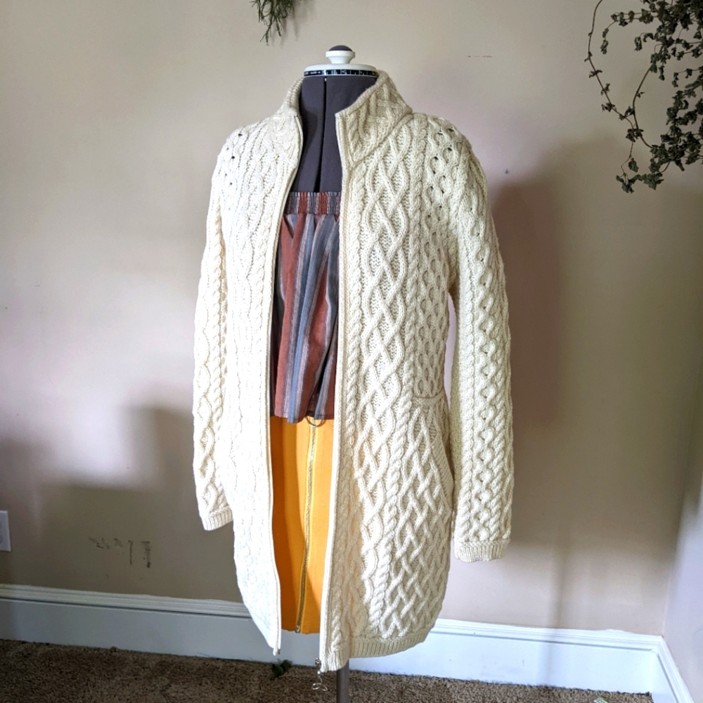Aran Crafts, Off white, zip up, sweater, 100% merino wool,